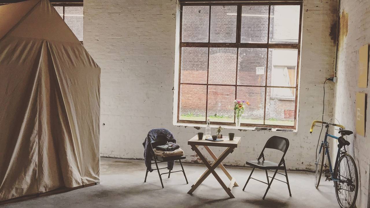 Het tijdelijke hotel 'To many places' in Den Bosch