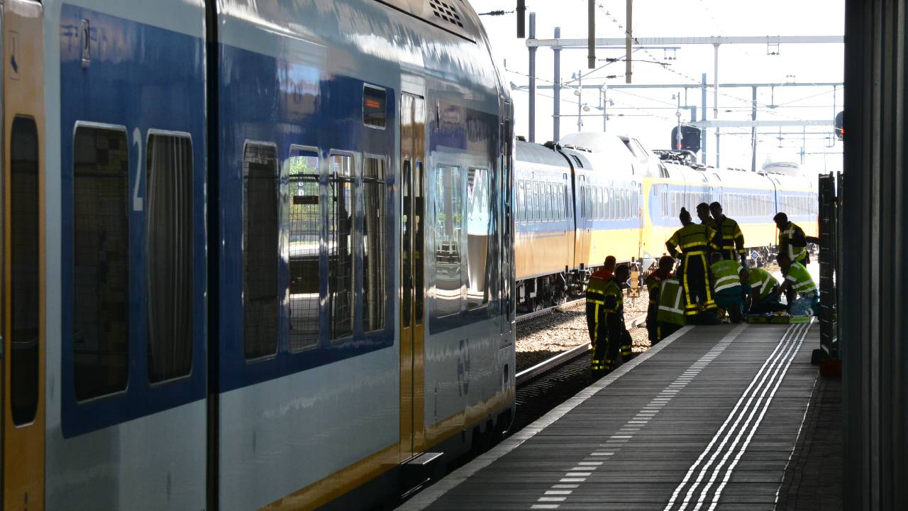 Ga naar slide 1