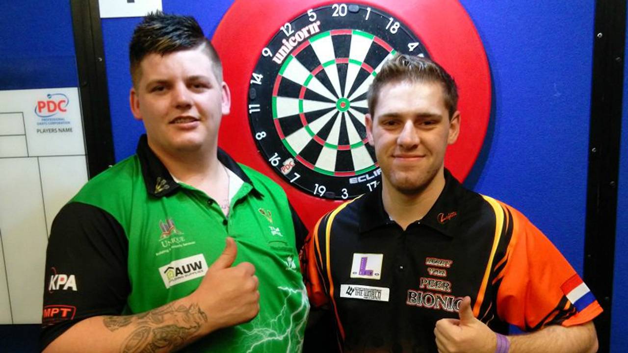 Corey Cadby (L) en Berry van Peer (R).