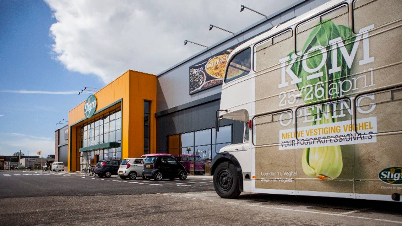 Kosten en lagere omzetten drukken dit jaar de winst van Sligro.