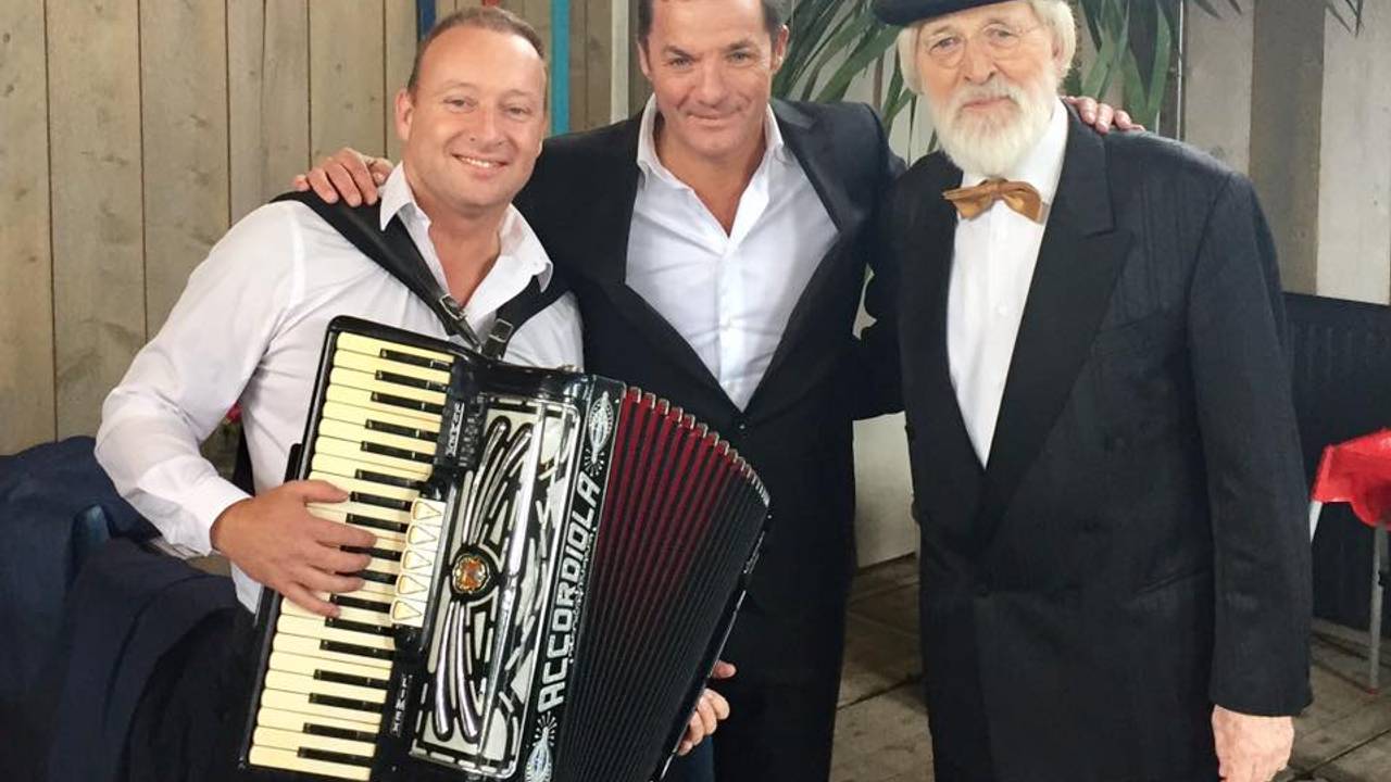 John de Bever met zijn ontdekker Pierre Kartner