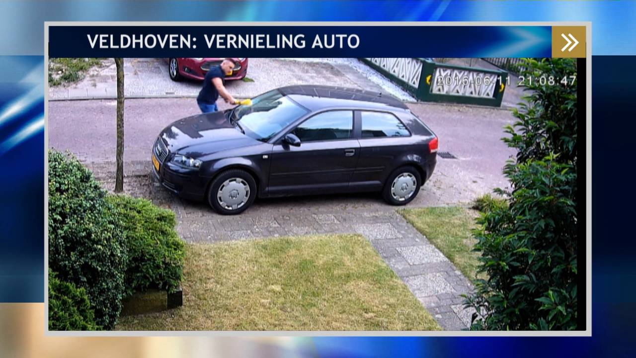 De politie is op zoek naar een jongen die afgelopen juni met een bijl een auto vernielde