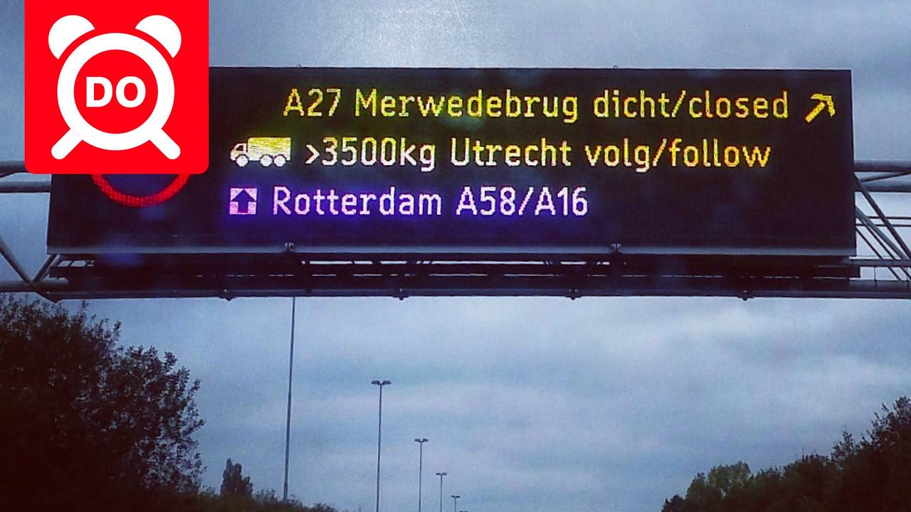 Arriva gaat met pendelbussen over de Merwedebrug.