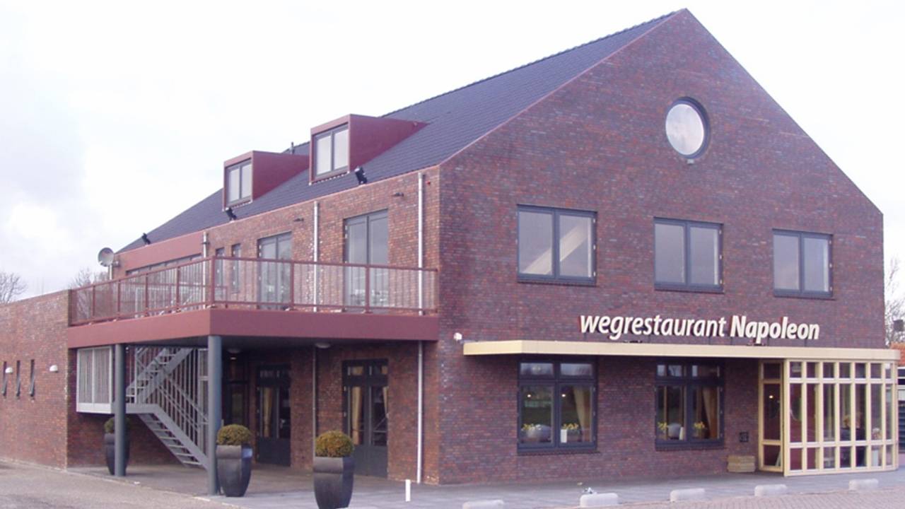 Ad Valk hoopt dat de truckers de weg naar zijn restaurant weer weten te vinden. Foto: Facebook