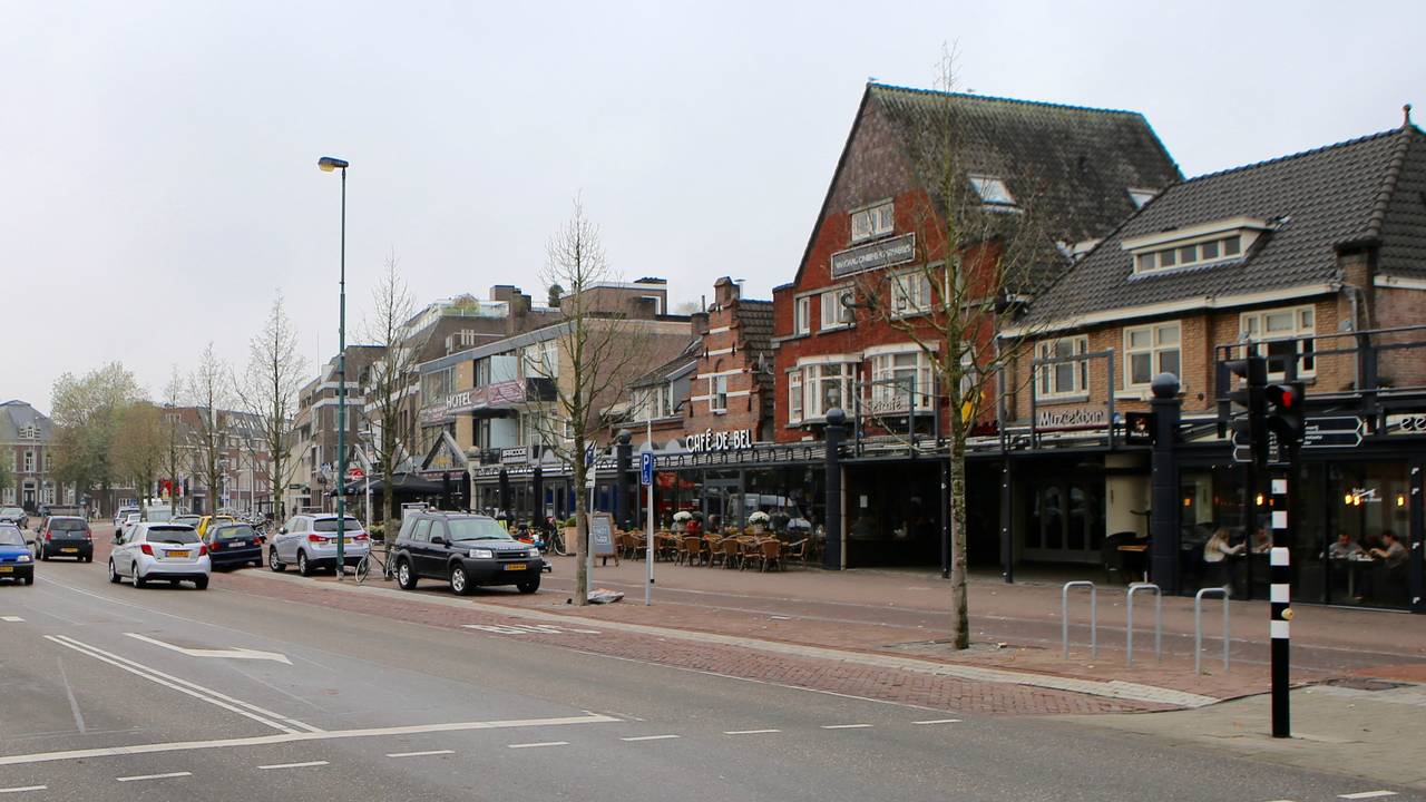 Mogelijk steekpartij in Valkenswaard. (Foto: Hans van Hamersveld)