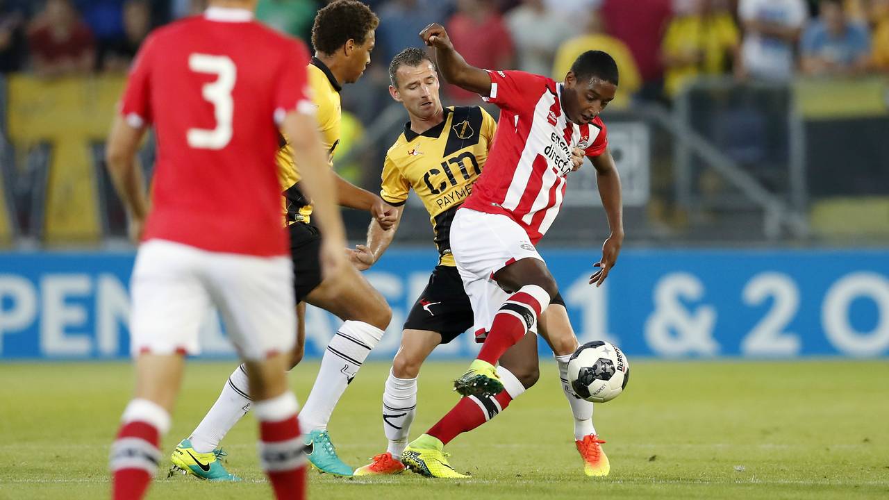 De twee hoogst geplaatste Brabantse clubs in de Jupiler League tegenover elkaar (foto: VI Images)