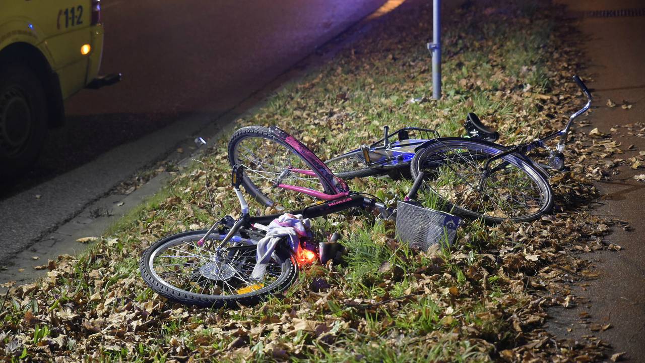 De fietsen na het ongeluk (foto: Tom van der Put/SQ Vision Mediaprodukties).