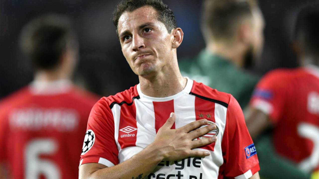 PSV-middenvelder Andrés Guardado