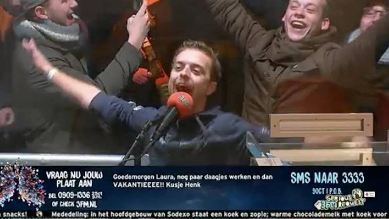 Ward stal de show dinsdagochtend vroeg bij het Glazen Huis.