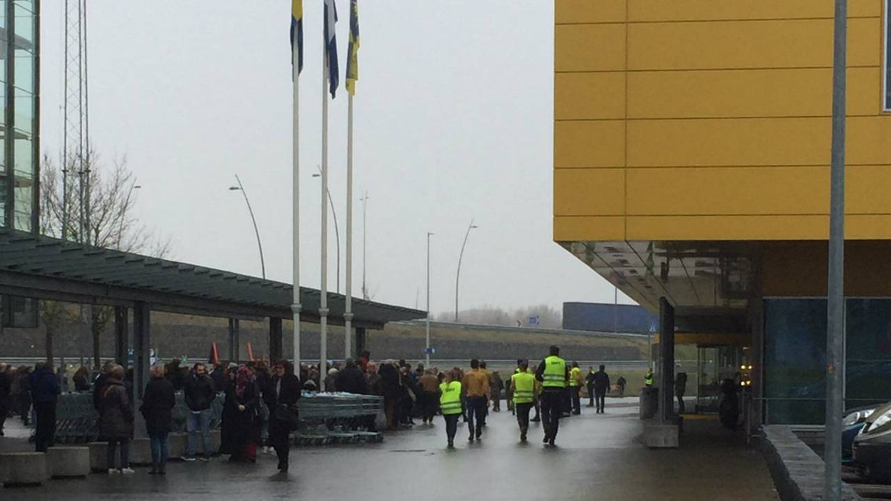 ikea in son even ontruimd wegens technische storing maar het was maar een oefening omroep brabant