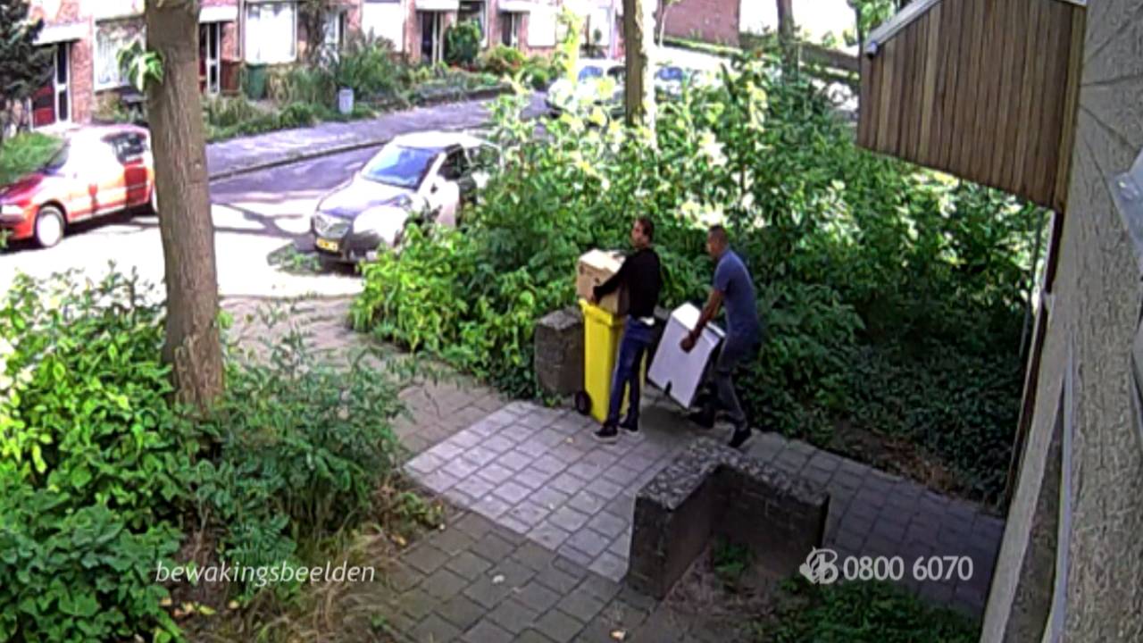 De mannen gebruikten gele kliko's om de spullen mee te stelen. (Beeld: Bureau Brabant)