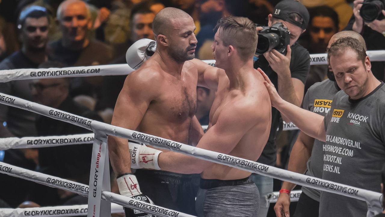 Rico Verhoeven verslaat Badr Hari (foto: VI Images).