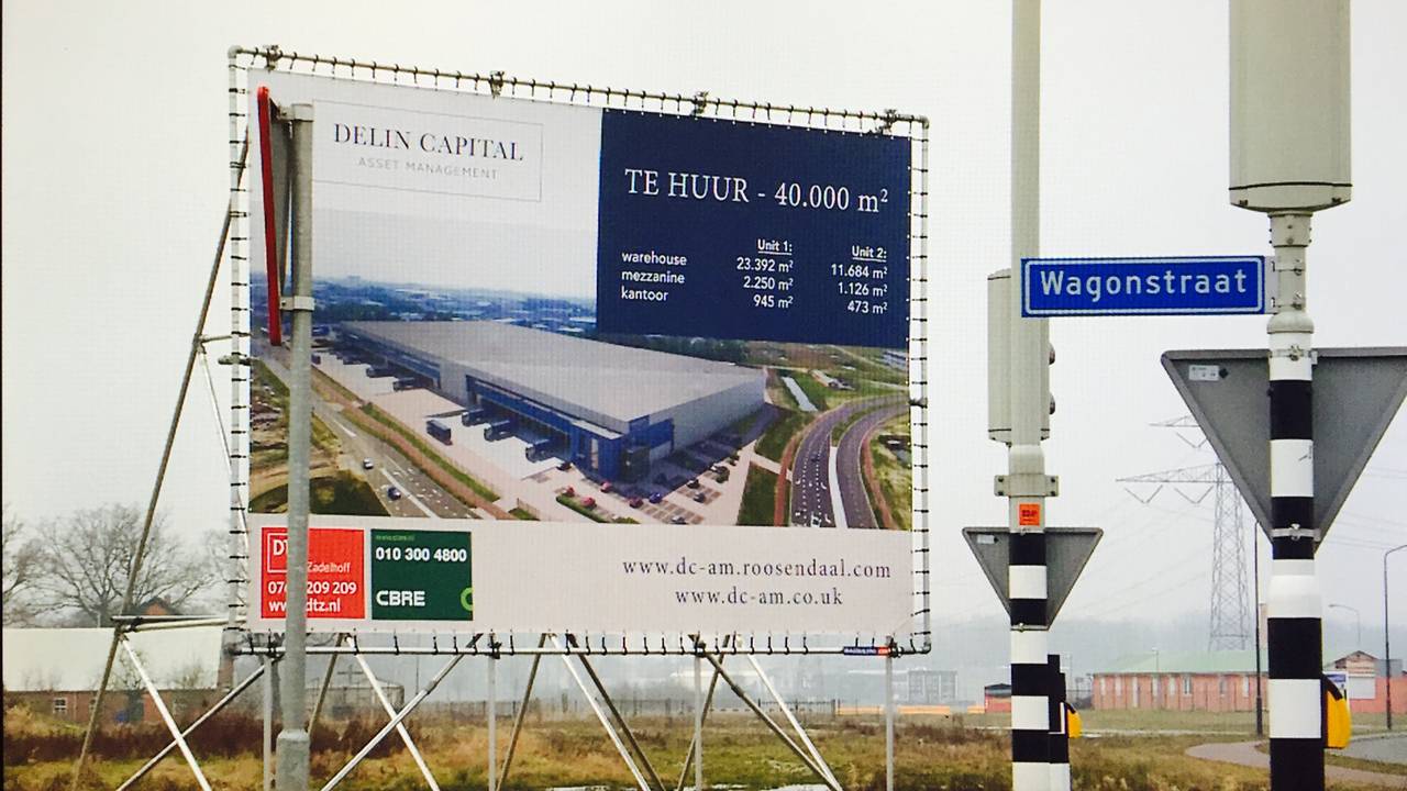 De locatie voor het gigantische distributiecentrum van webshopartikelen. (foto: Raoul Cartens)