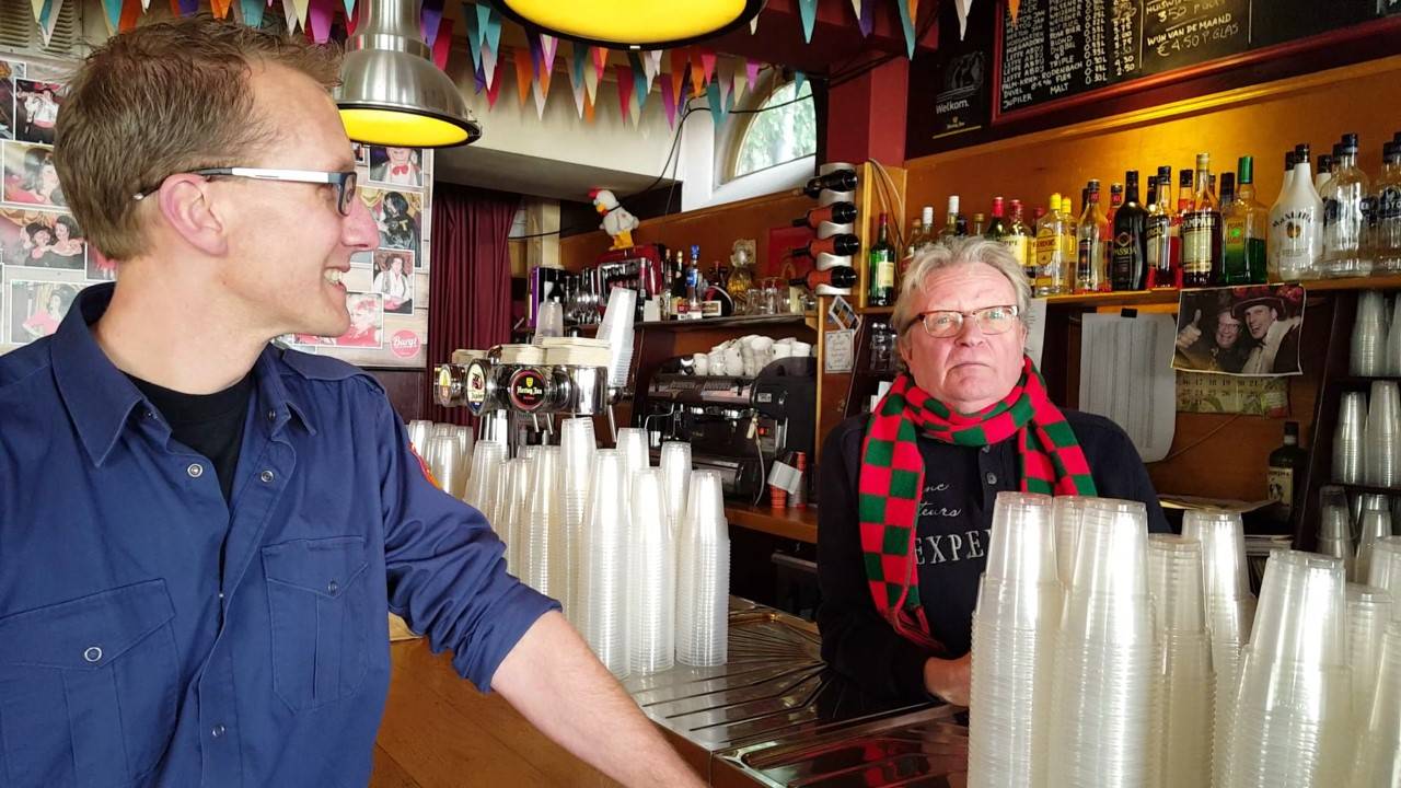 De bar weet iedereen te vinden, maar waar is hier de nooduitgang