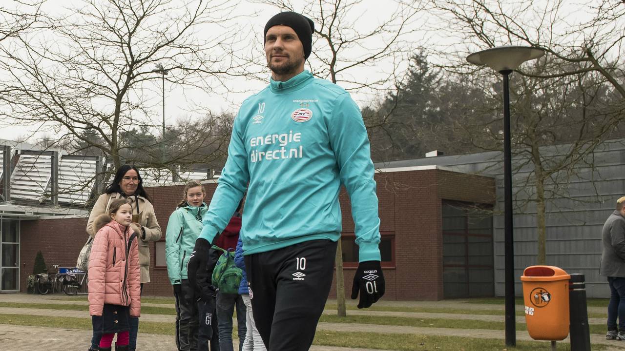 Siem de Jong hoopt te spelen tegen Feyenoord: 'Maar hoop vooral te winnen' (foto: VI Images).
