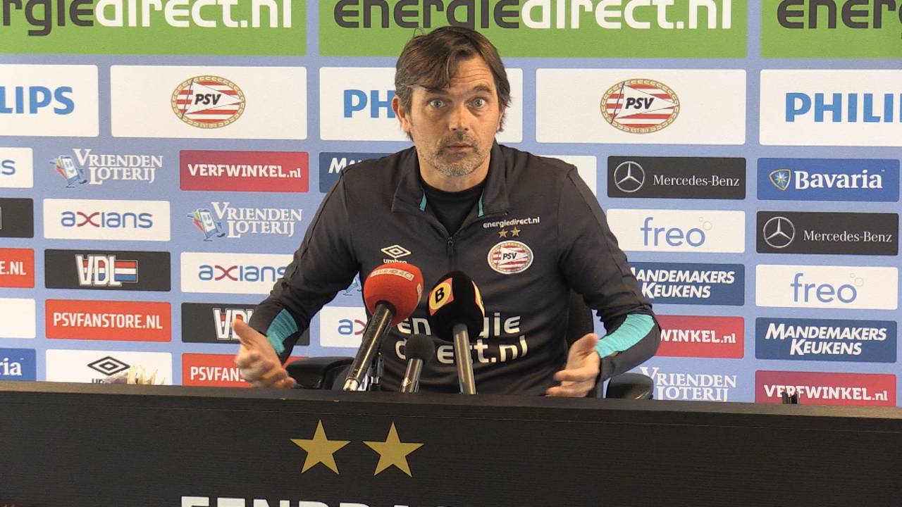 'PSV sprankelt niet meer, dat kun je een trainer aanrekenen'