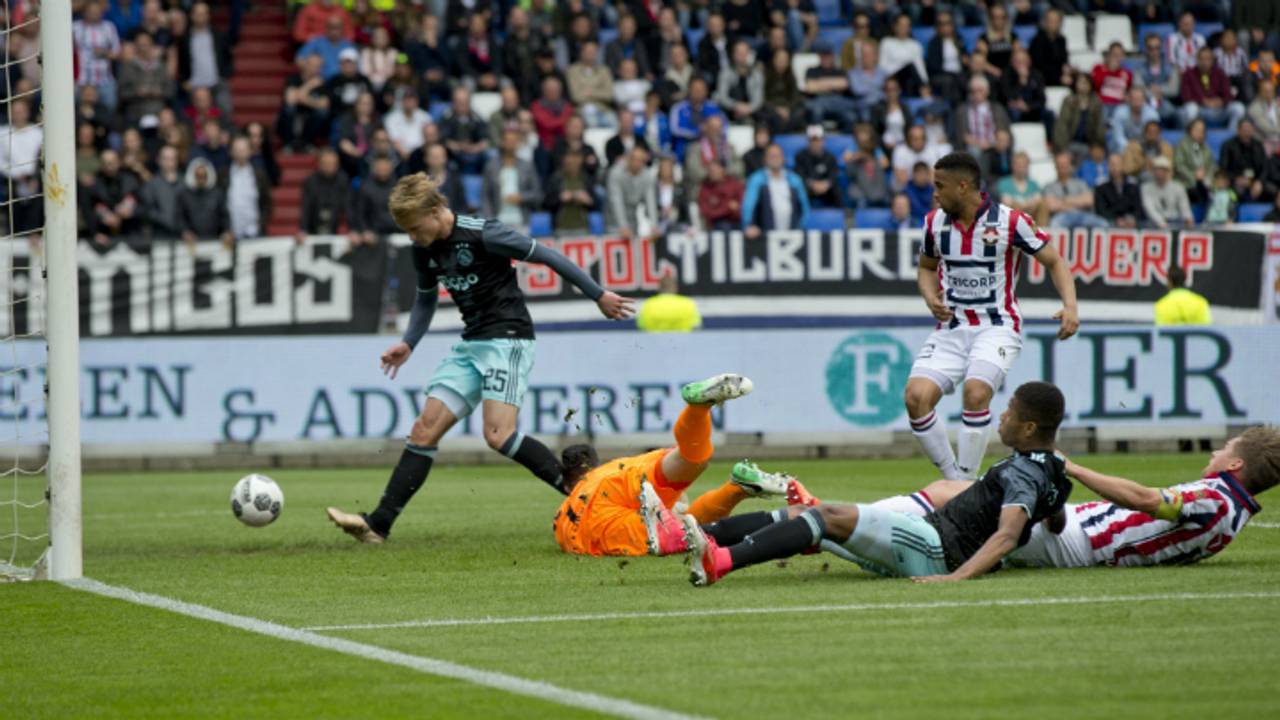 Dolberg opende de score in Tilburg (Foto: Orangepictures).