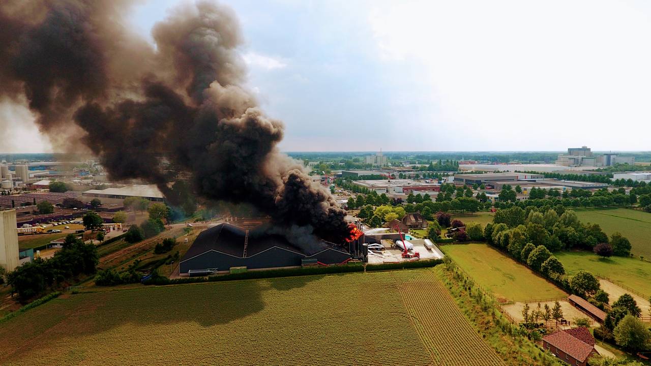 Brand bij Van Zutven Feed Processing (foto: AS Media)