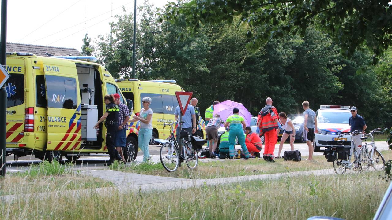 Vrouw overlijdt na aanrijding. (foto: AS Media)