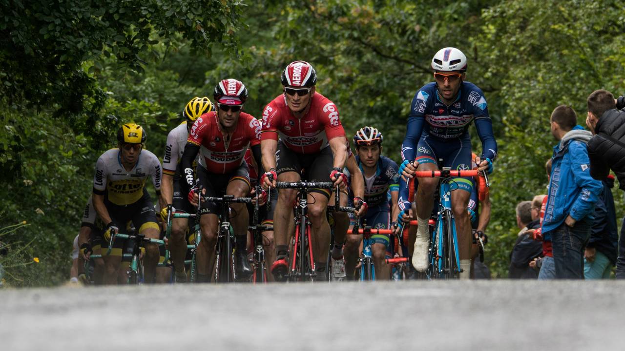 André Greipel in actie in de Ster ZLM Toer van 2016 (foto: Peter van Rooij).