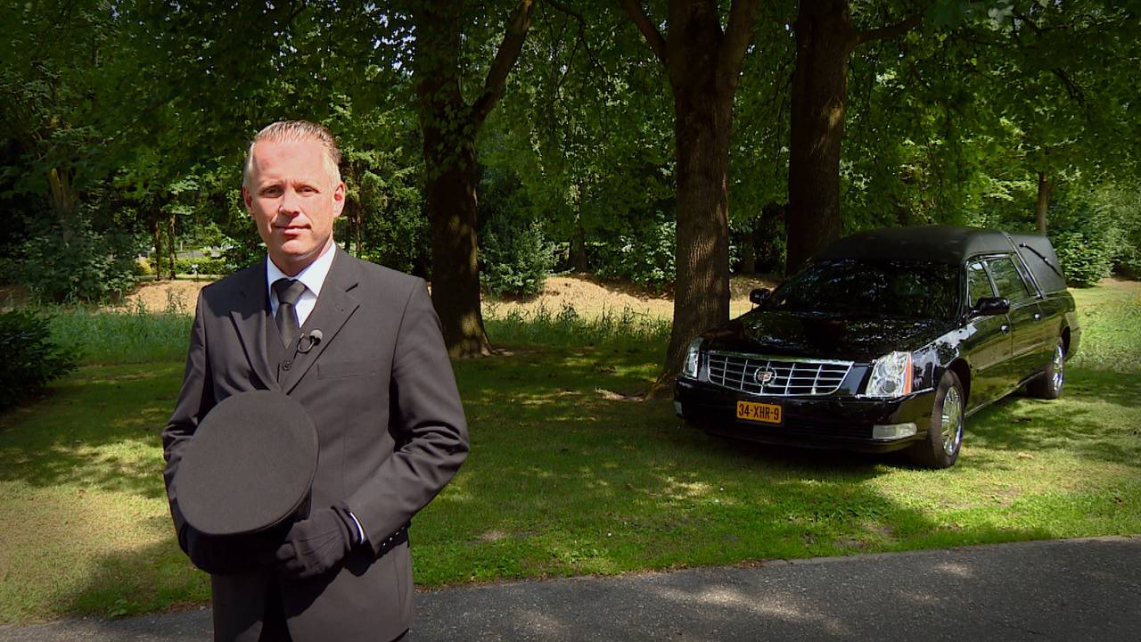Patrick Kivits denkt nog iedere dag aan het moment dat hij voorop reed in de stoet met rouwwagens. (foto: Omroep Brabant)