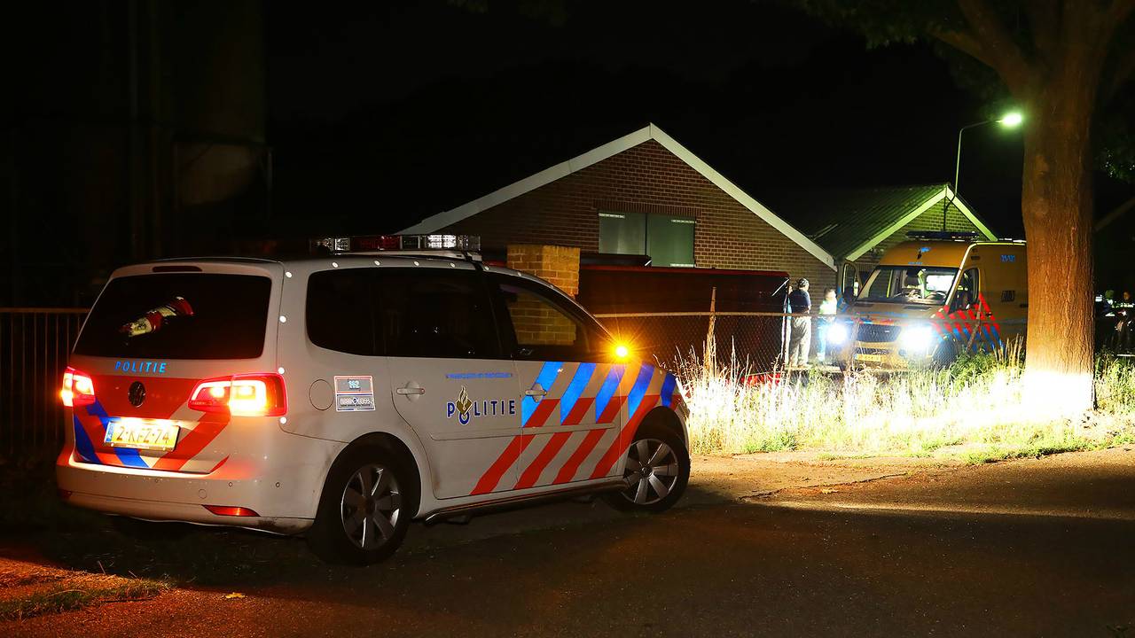 Het ongeluk gebeurde bij een pluimveebedrijf. (Foto: Gabor Heeres/SQ Vision)