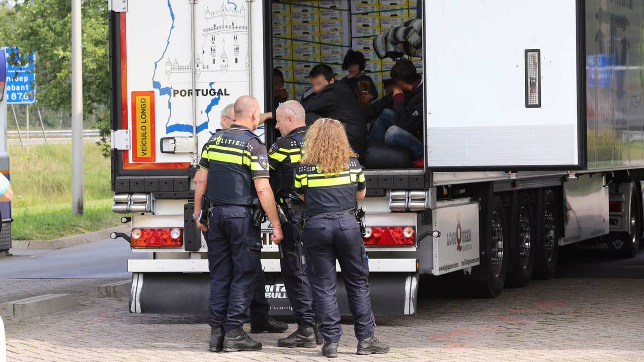 Het komt geregeld voor dat verstekelingen worden opgepakt (foto: archief).