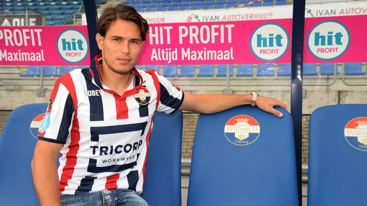 Etien Velikonja werd op de laatste dag van de transferperiode gekocht. (foto: Nick van Hees)