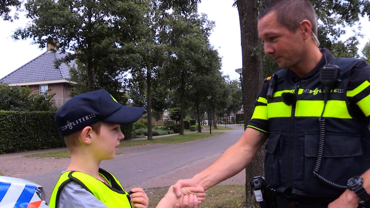 Sollicitatiebrief Van Ole 10 Aan De Politie Levert Hem Een