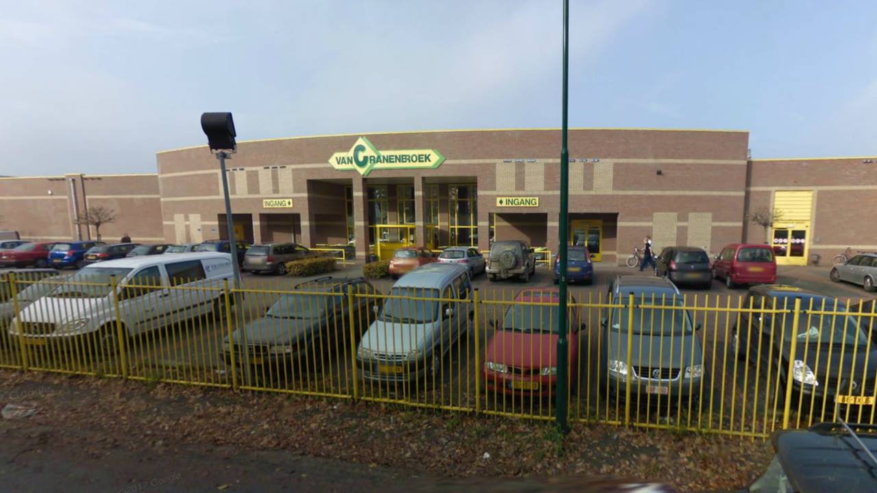 De vestiging van Van Cranenbroek in Dongen (Foto: Google Earth)