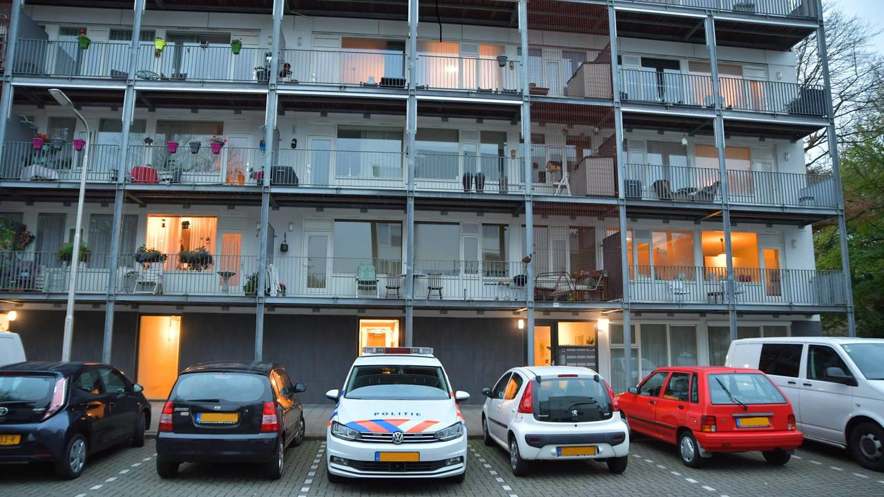 De flat waar het slachtoffer woonde (Foto: Jack Brekelmans/Persburo BMS).