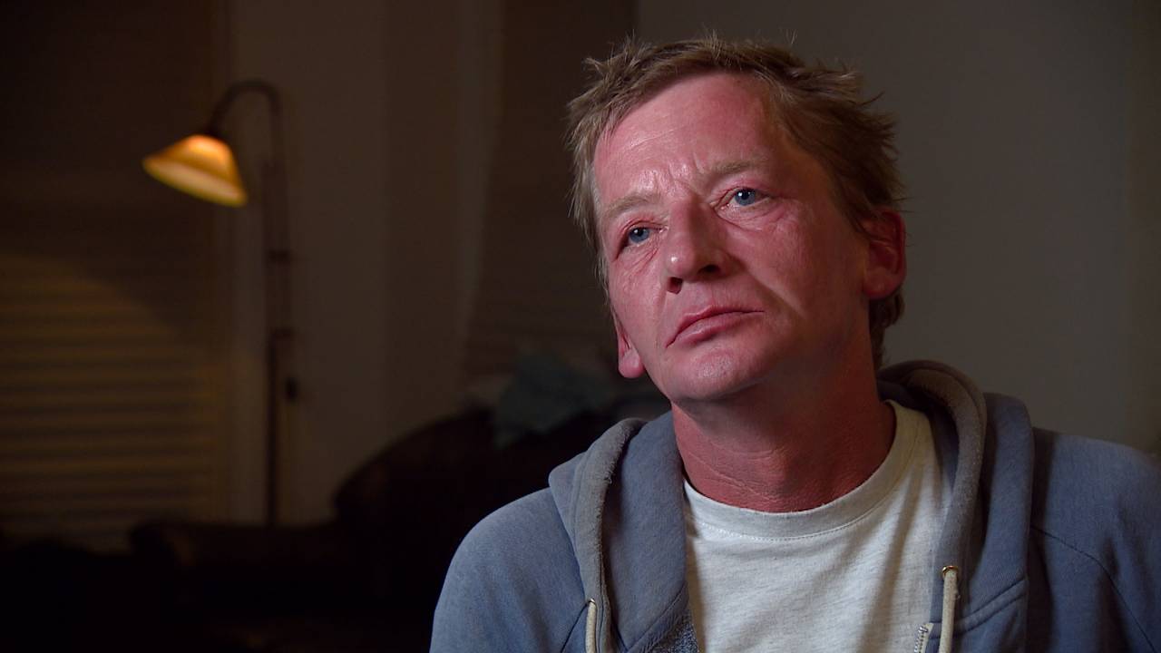 Ewart is opgelicht door sekschantage en doet zijn verhaal. (Omroep Brabant)