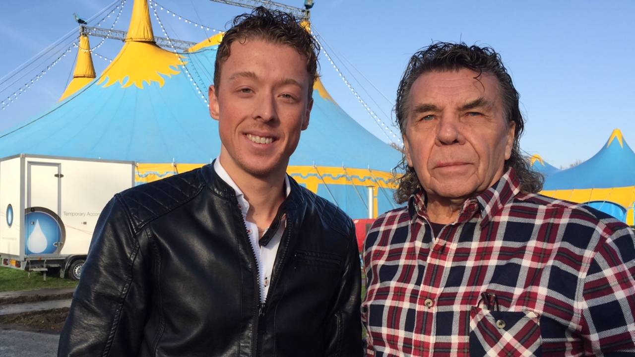 Circusdirecteur Kevin van Geet met opa Peter Verberk.