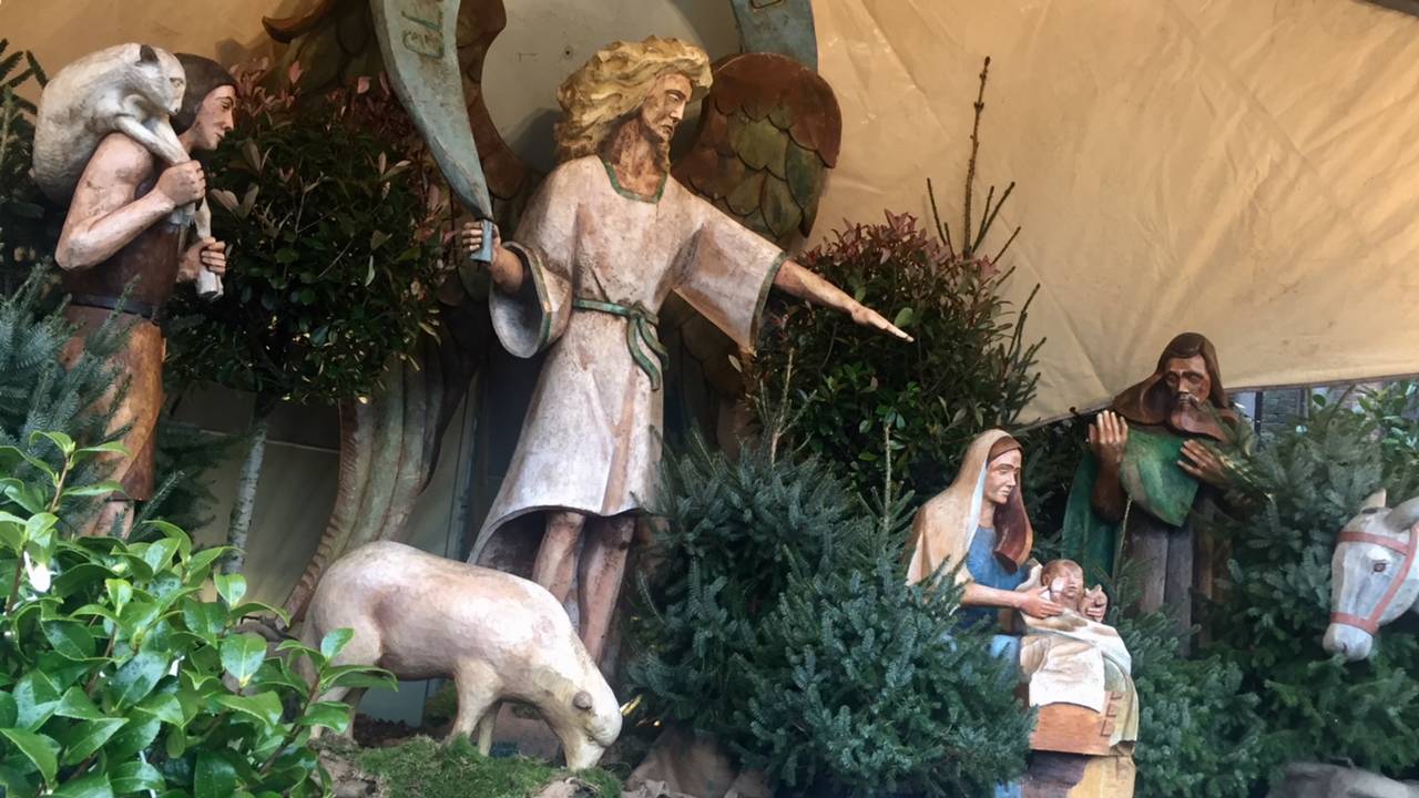 De kerstbeeldengroep in Tilburg (foto: Tonnie Vossen)
