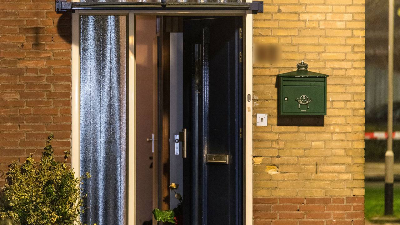 Het beschoten huis aan het Hagehof.