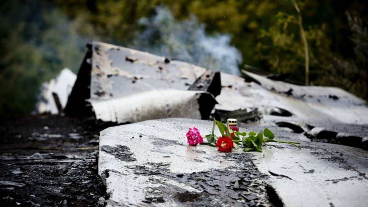 Bij de ramp kwamen 298 mensen om het leven. (Foto: ANP)