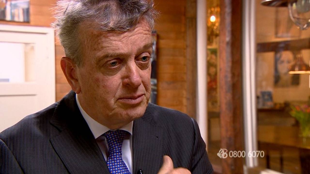 Burgemeester Fons Naterop is teleurgesteld in de inwoners van Veen.