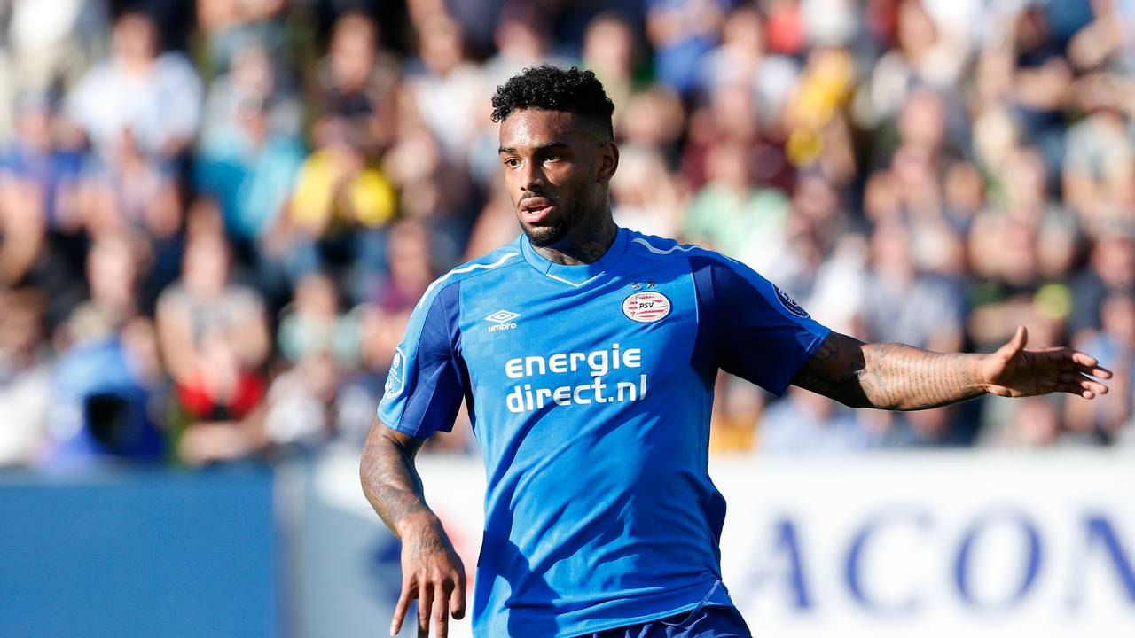 Jürgen Locadia vertrekt bij PSV. (Foto: VI Images)