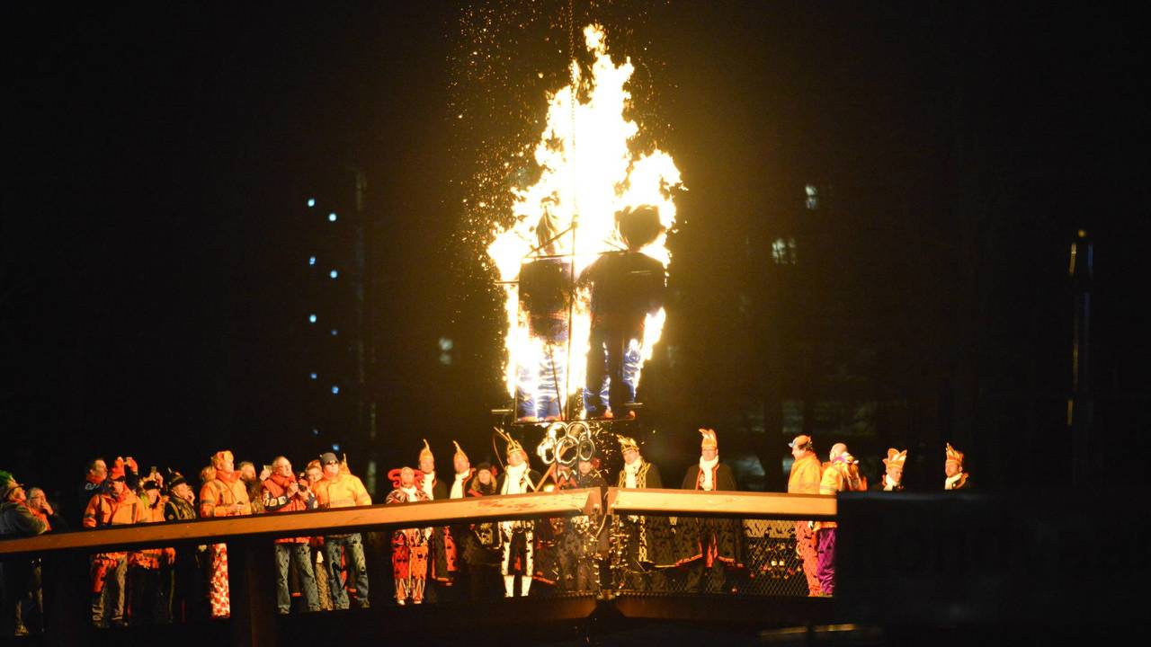 Kiske en Mieske in brand. (Foto Perry Roovers)