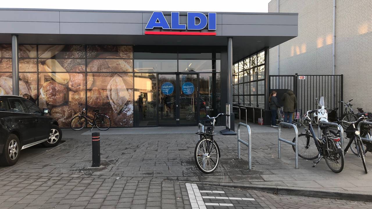 De Aldi in Rosmalen waar een peuter van twee werd geschopt door een man