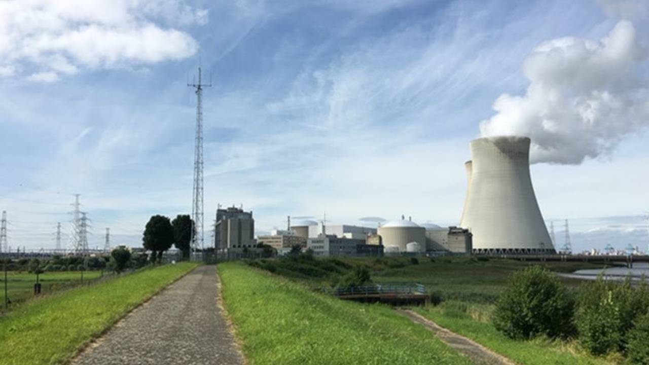 De kerncentrale in Doel.