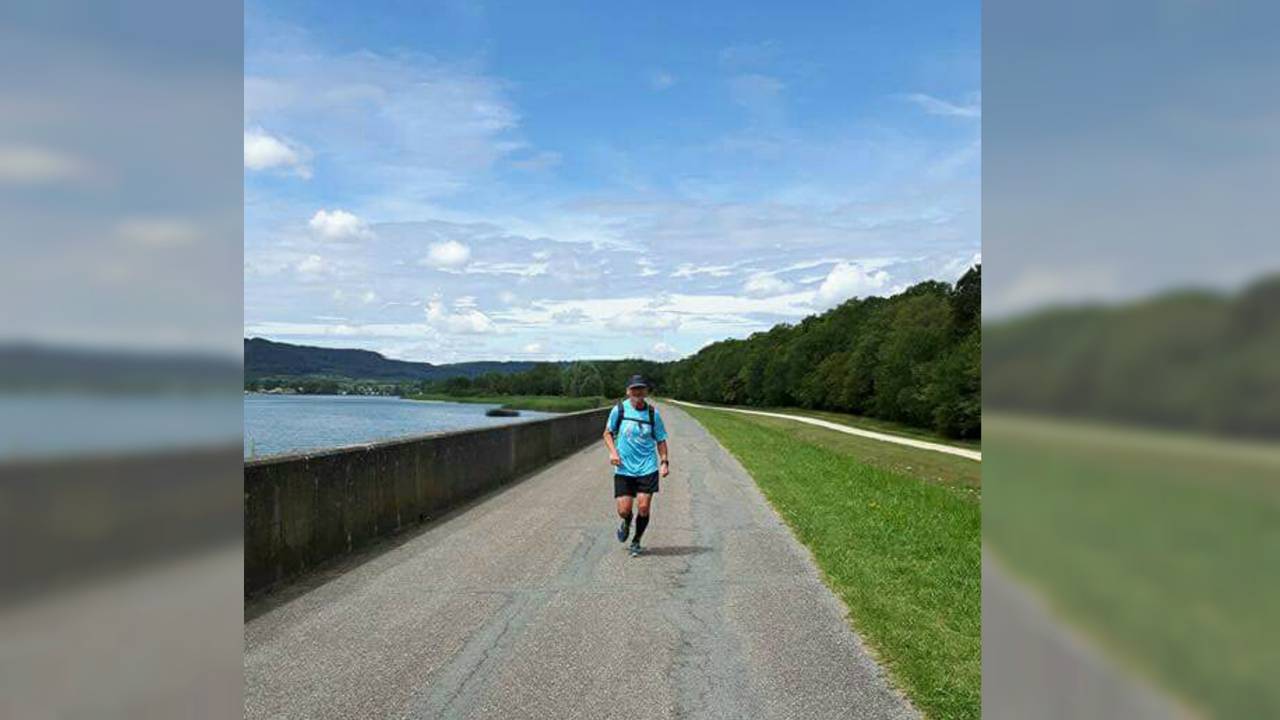 Harry zocht al hardlopend alle grenzen van Nederland op. (Foto: Els van Hoorn)