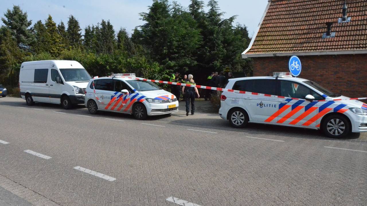 De vrouw werd in dit huis gevonden (archieffoto: Toby de Kort).
