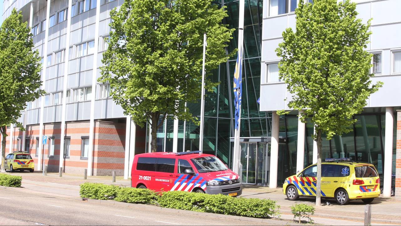 De brief zou bezorgd zijn op het politiebureau aan de Vogelstraat in Den Bosch. (Foto: Bart Meesters)