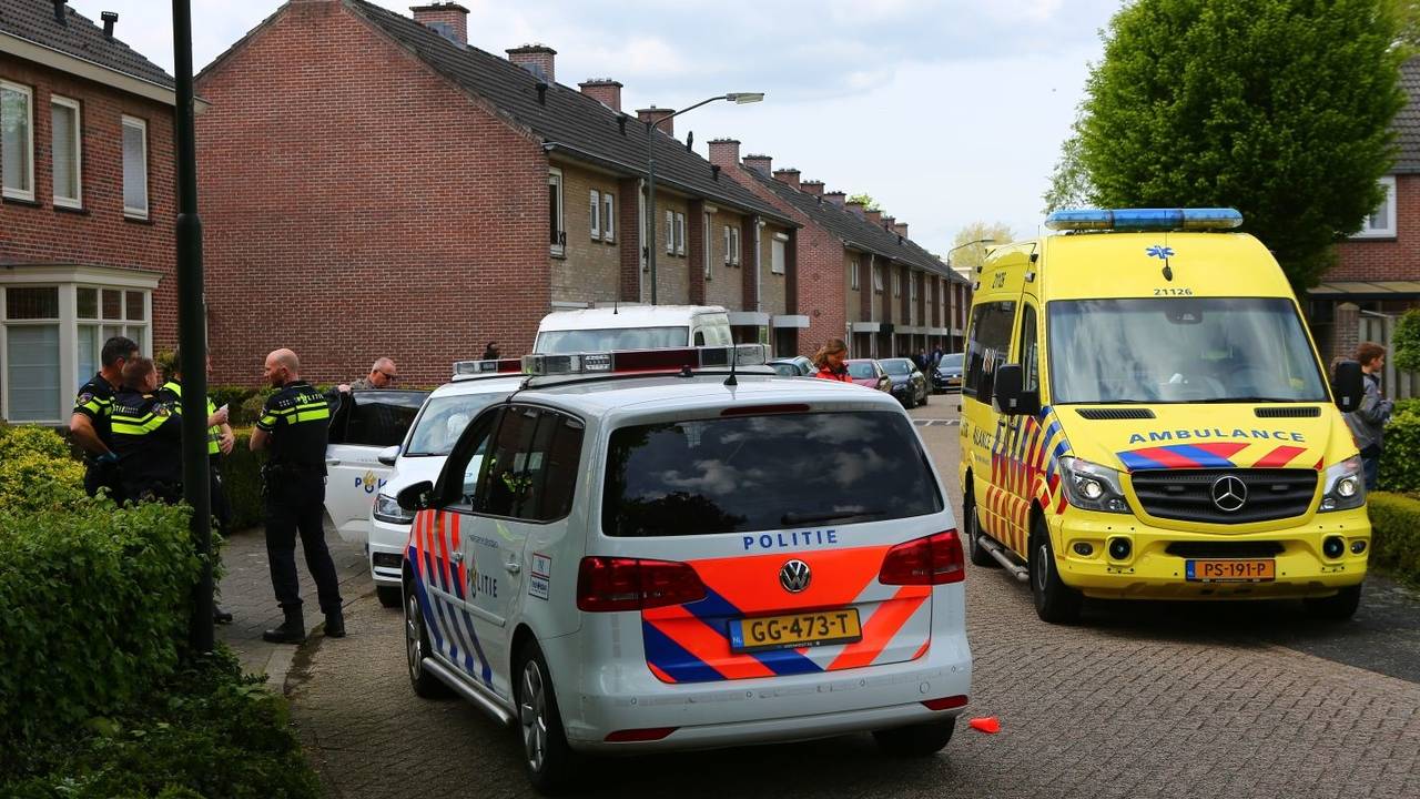 De aanval van de hond alarmeerde veel hulpdiensten  Foto: Erik Haverhals