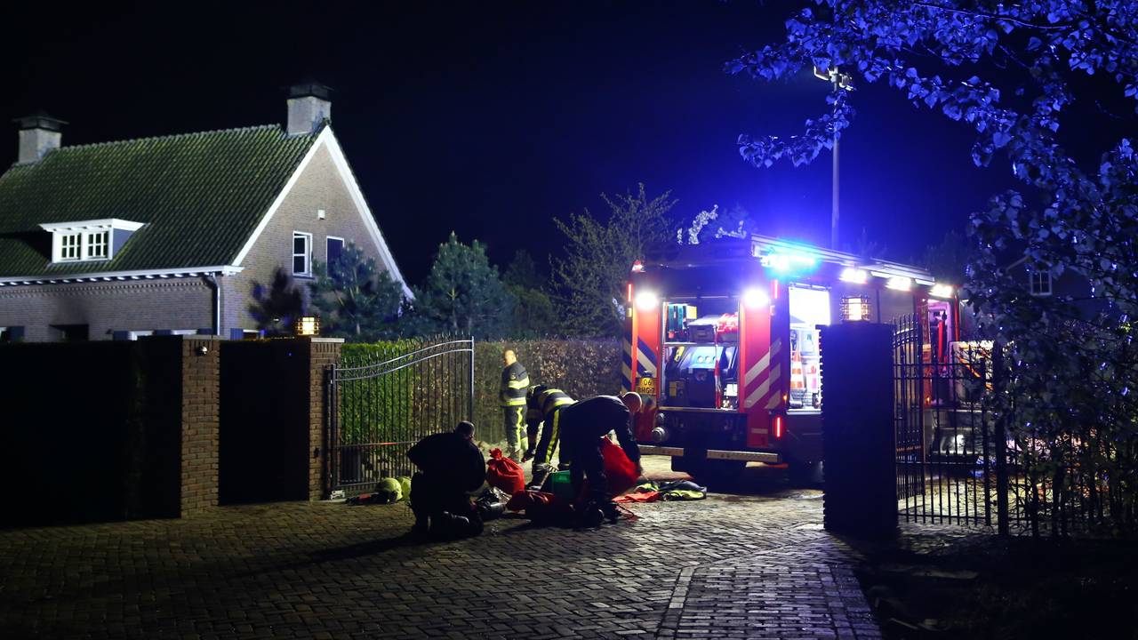 De brandweer had het vuur snel onder controle. (Foto: Sander van Gils/SQ Vision)