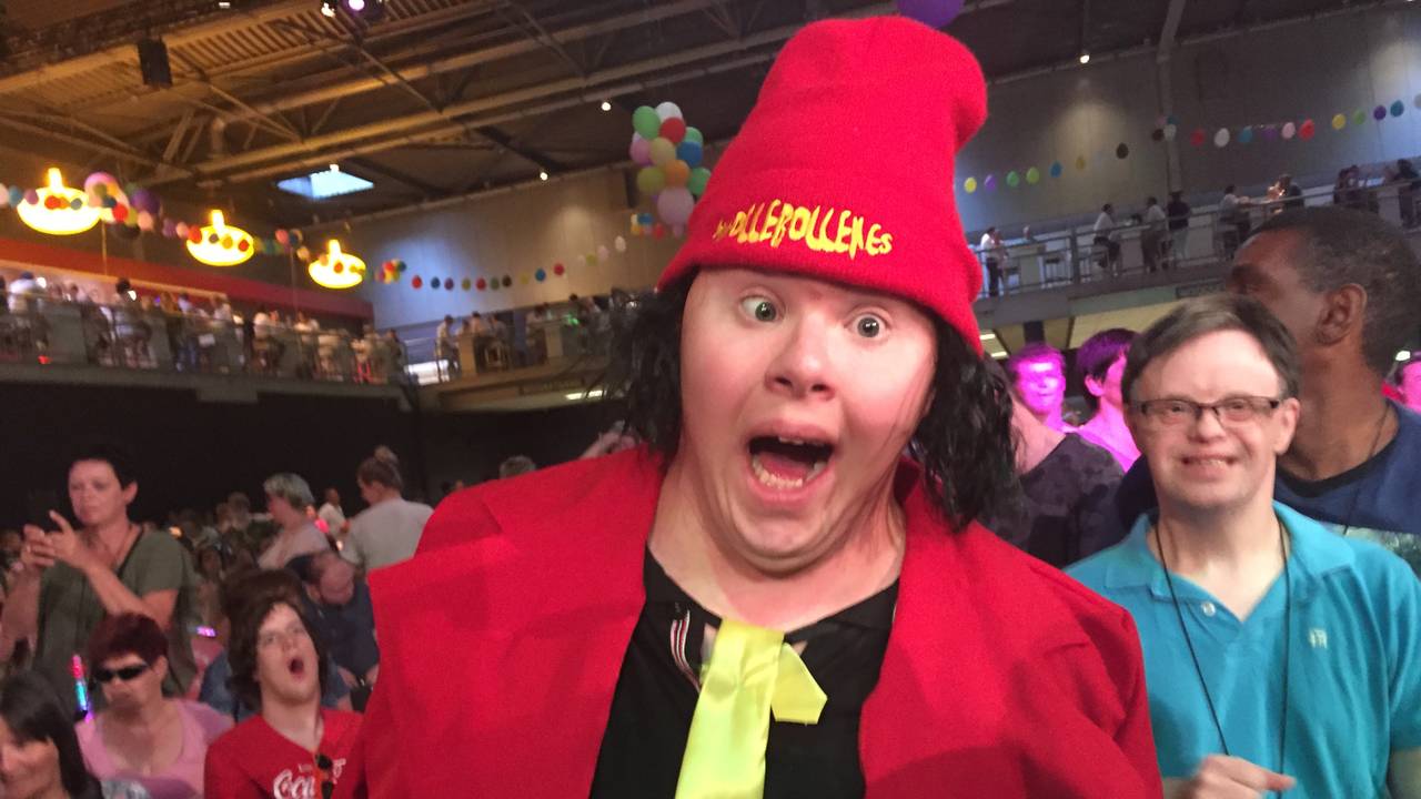 Nondeju! Dit 'Snollebolleke' heeft de dag van zijn leven. (Foto: Raymond Merkx)