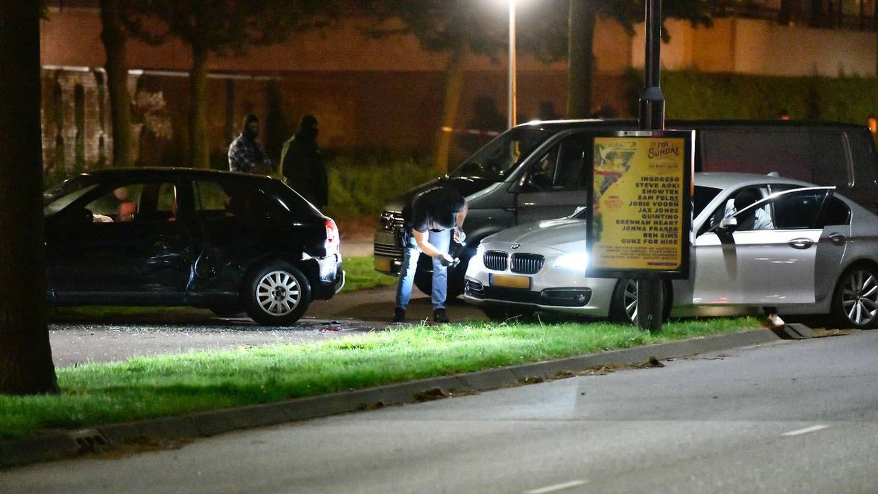 De drie mensen werden aangehouden. (Foto: Dave Hendriks/SQ Vision)