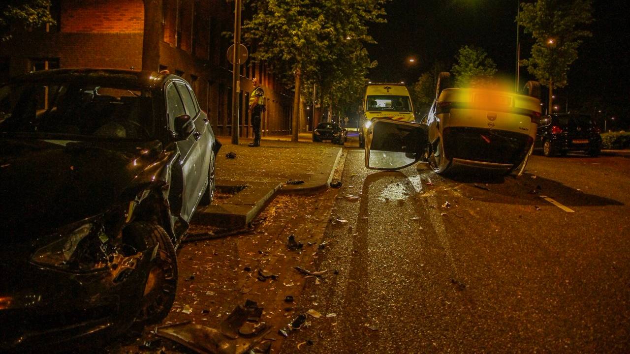Hoe het ongeluk kon gebeuren, wordt onderzocht. (Foto: Pim Verkoelen)