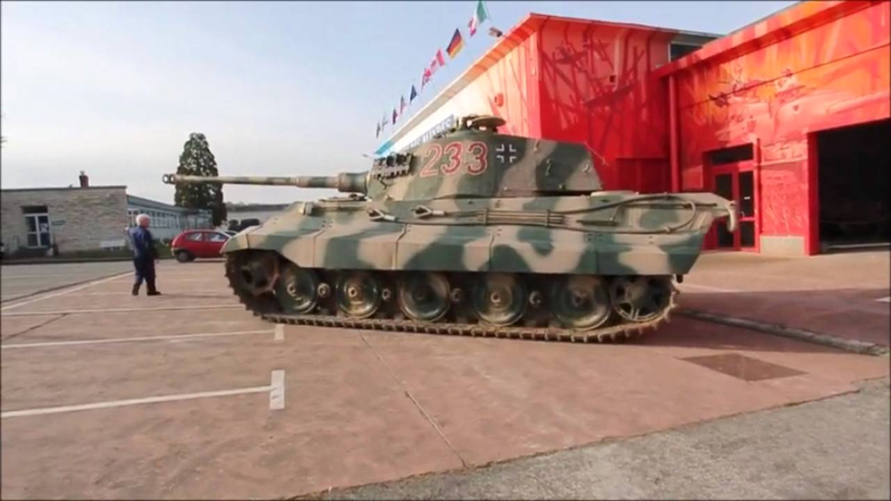 De Königstiger in het museum in Frankrijk